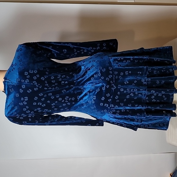 last price drop! DKNY Blue Velvet Layered Dress Crew Neck Velvety Party Dress - Picture 3 of 15